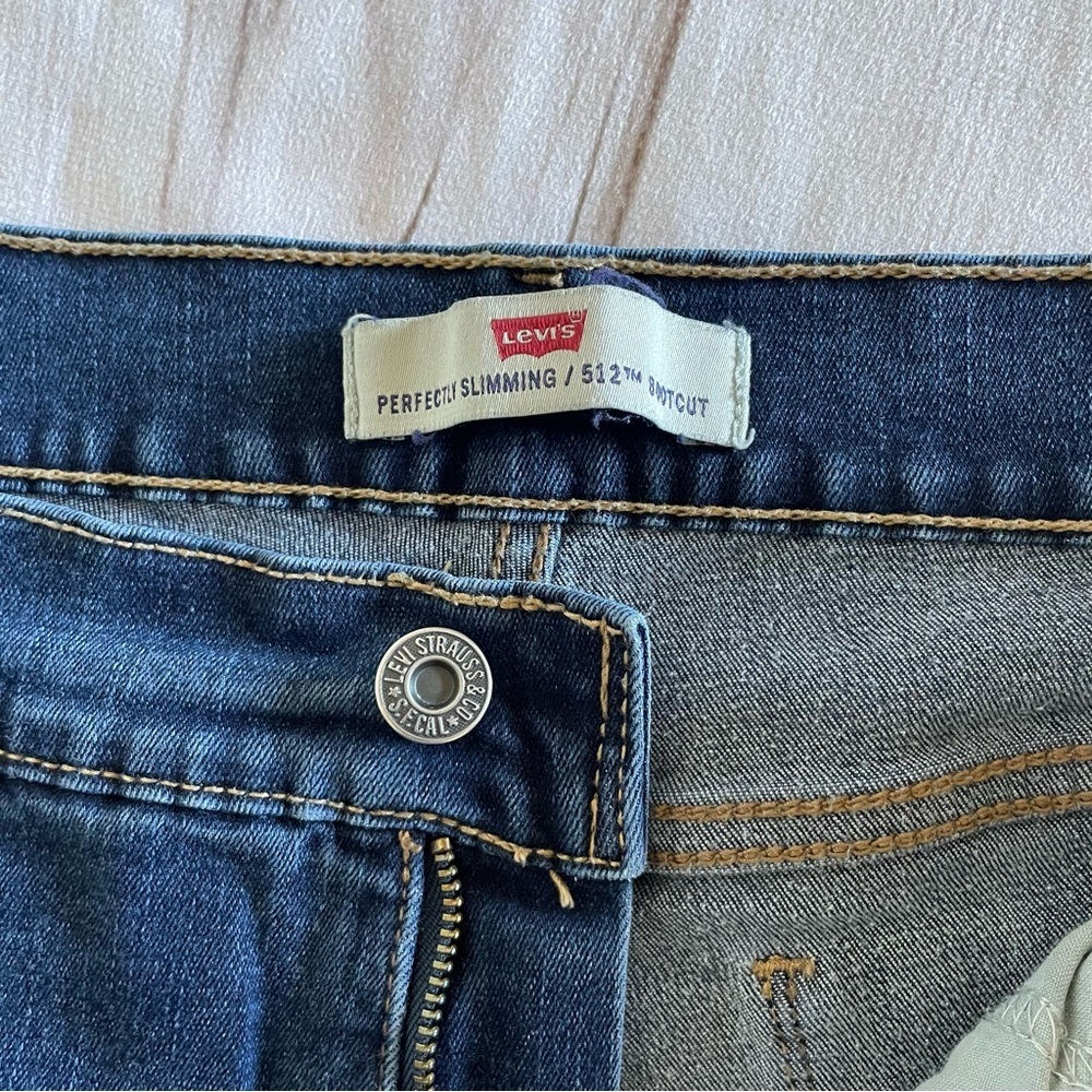 Levi’s Perfectly Slimming 512 Bootcut Jeans Women’s 14 R Blue Studded Coastal - Picture 5 of 14